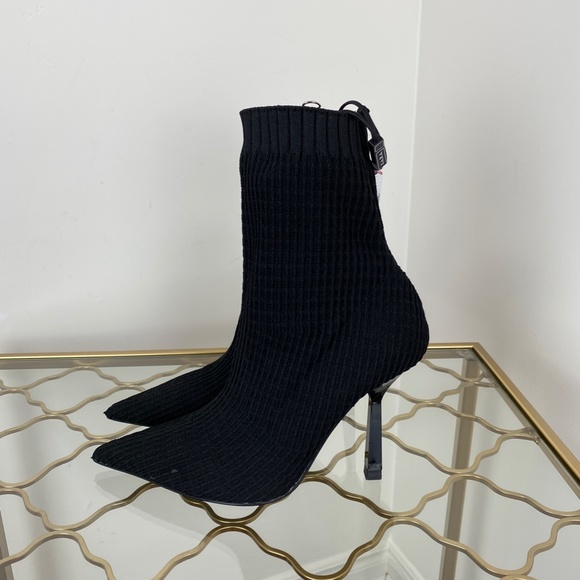 Zara Black Ribbed Sock Boots Booties NWT Pointed Toe High Heel Ankle Boots - Picture 2 of 10